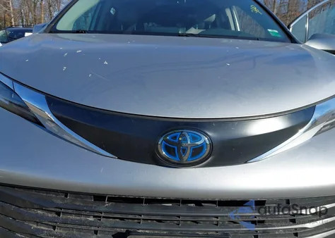 2022 Toyota Sienna Xle z USA, uszkodzony, nr VIN 5TDYRKEC6NS105735